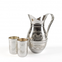 Кувшин с двумя стаканами и гравировкой "Вышиванка"