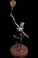 Скульптура "Теннисистка"