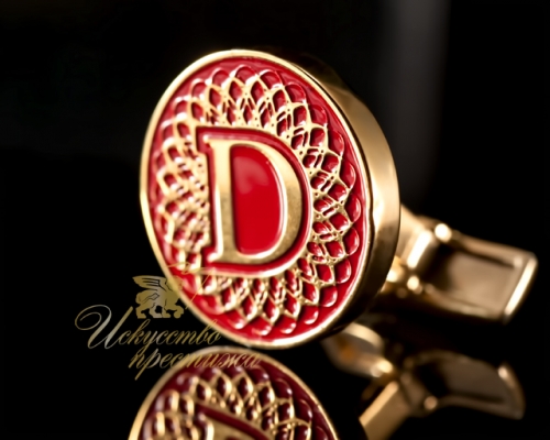 Золотые запонки с инициалами "D"