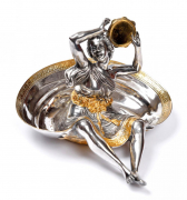 СЕРЕБРЯНАЯ ПЕПЕЛЬНИЦА "ДЕВУШКА С БУБНОМ"