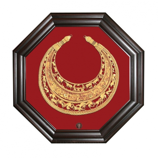 Коллаж "Скифская пектораль 3"