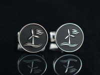 Запонки с логотипом 