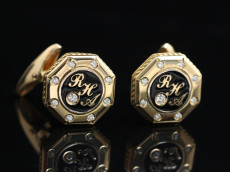 Запонки с инициалами "RHA"