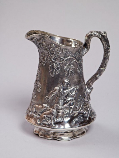 Серебряный кувшин Охота