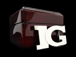 Пряжка с инициалами