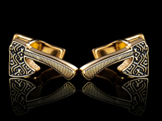 Золотые запонки с логотипом "Топорик"