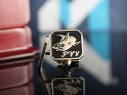 Запонки "Акула"