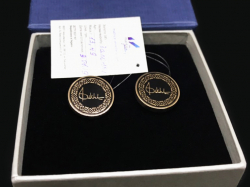 Золотые запонки с подписью