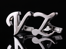 Запонки с инициалами "VZ"