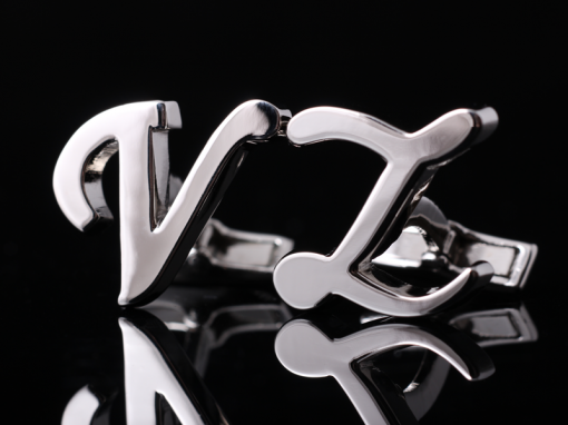 Запонки с инициалами "VZ"